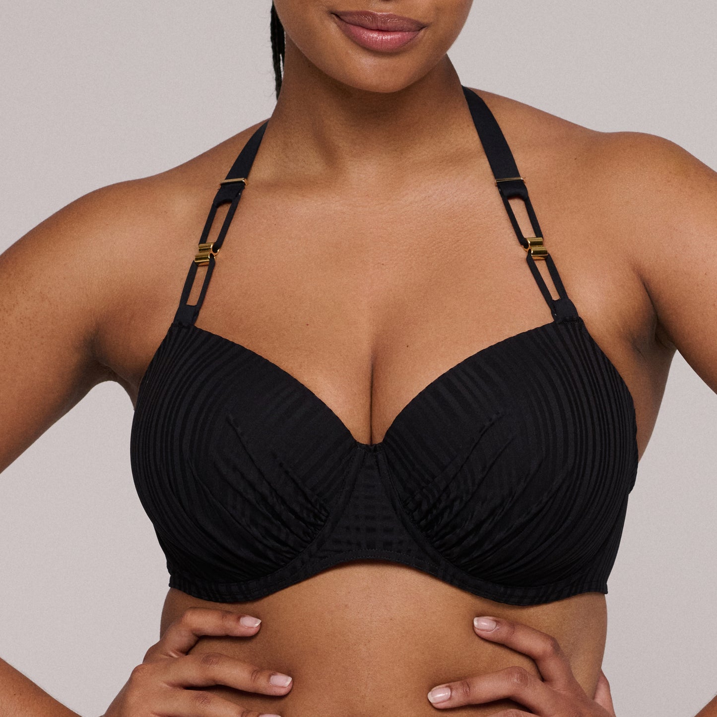 KIRUNA Balconette Bikini-Top (Schwarz)