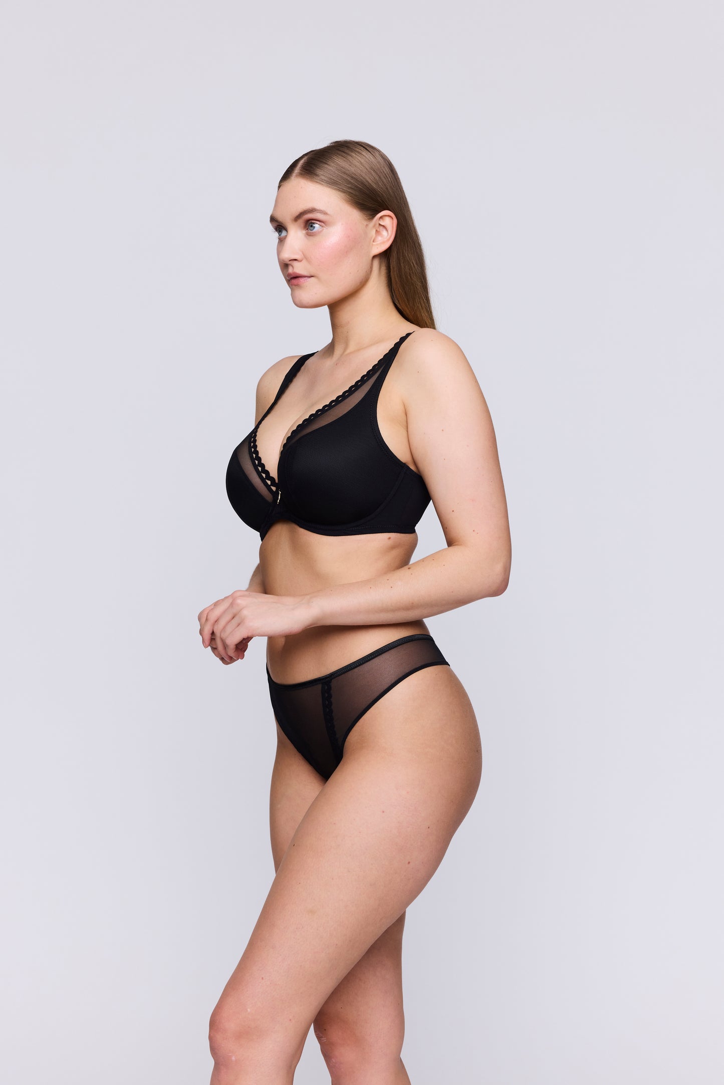 VIVGIRL String (Schwarz)