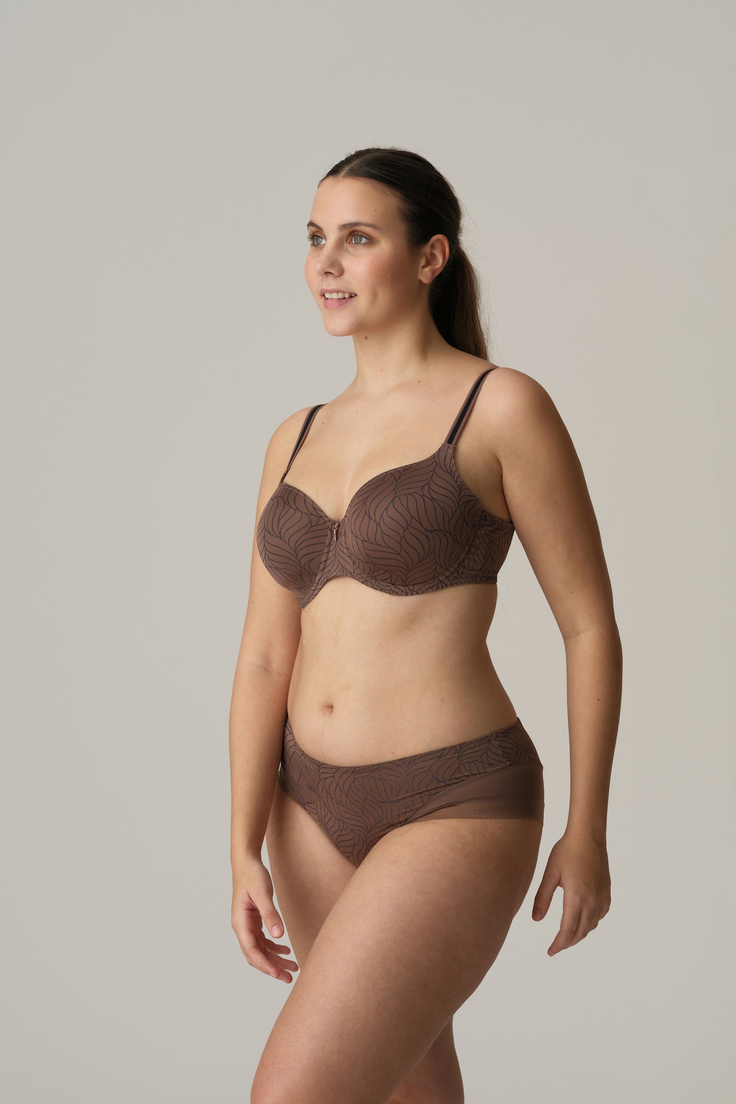 AJUSCO Hotpants (Caribe Taupe)