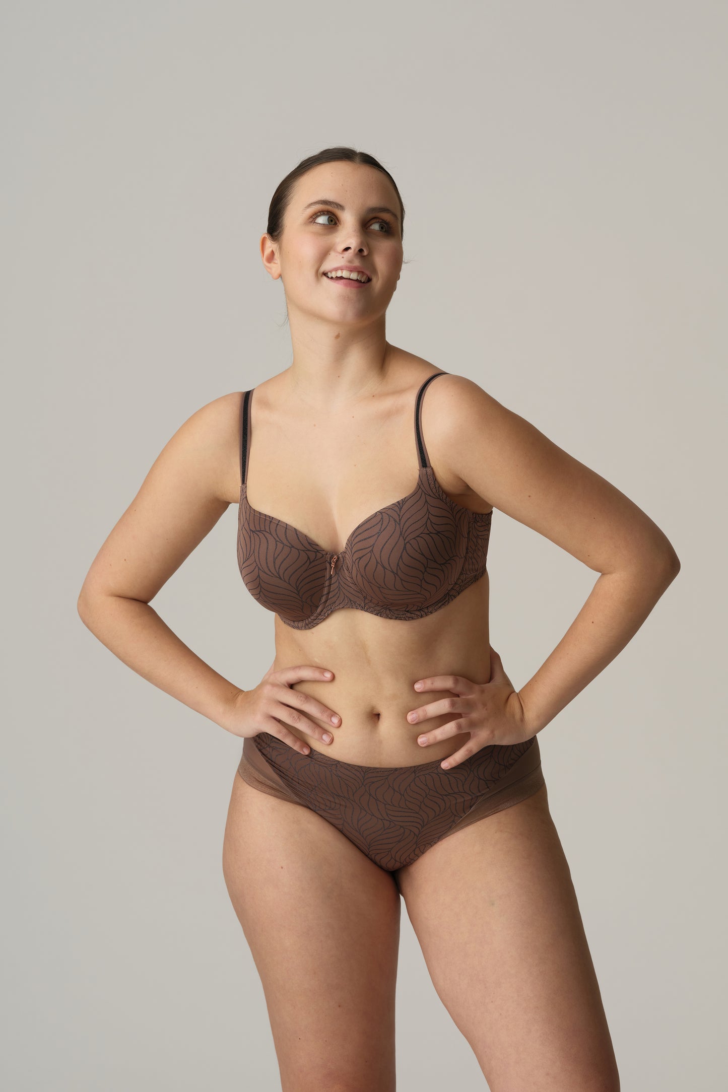 AJUSCO Hotpants (Caribe Taupe)