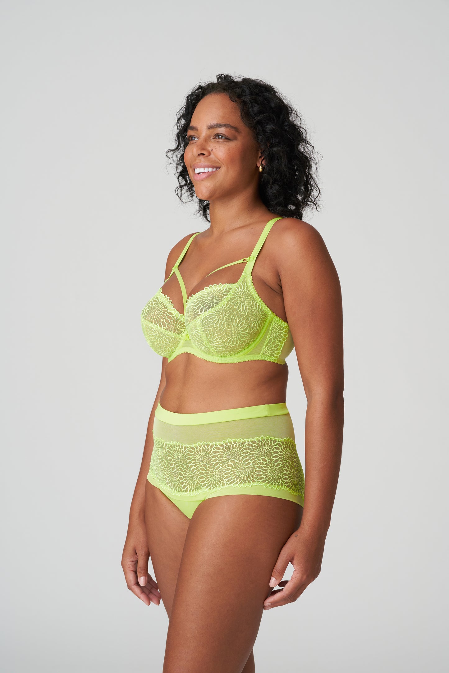 SOPHORA Hotpants (Lime Crush)