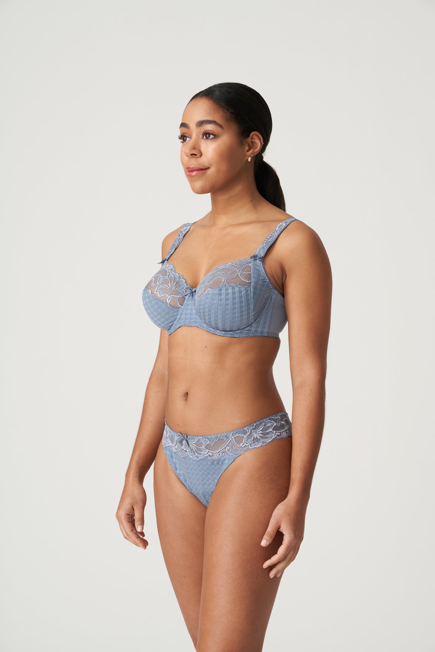 MADISON String (Atlantic Blue)