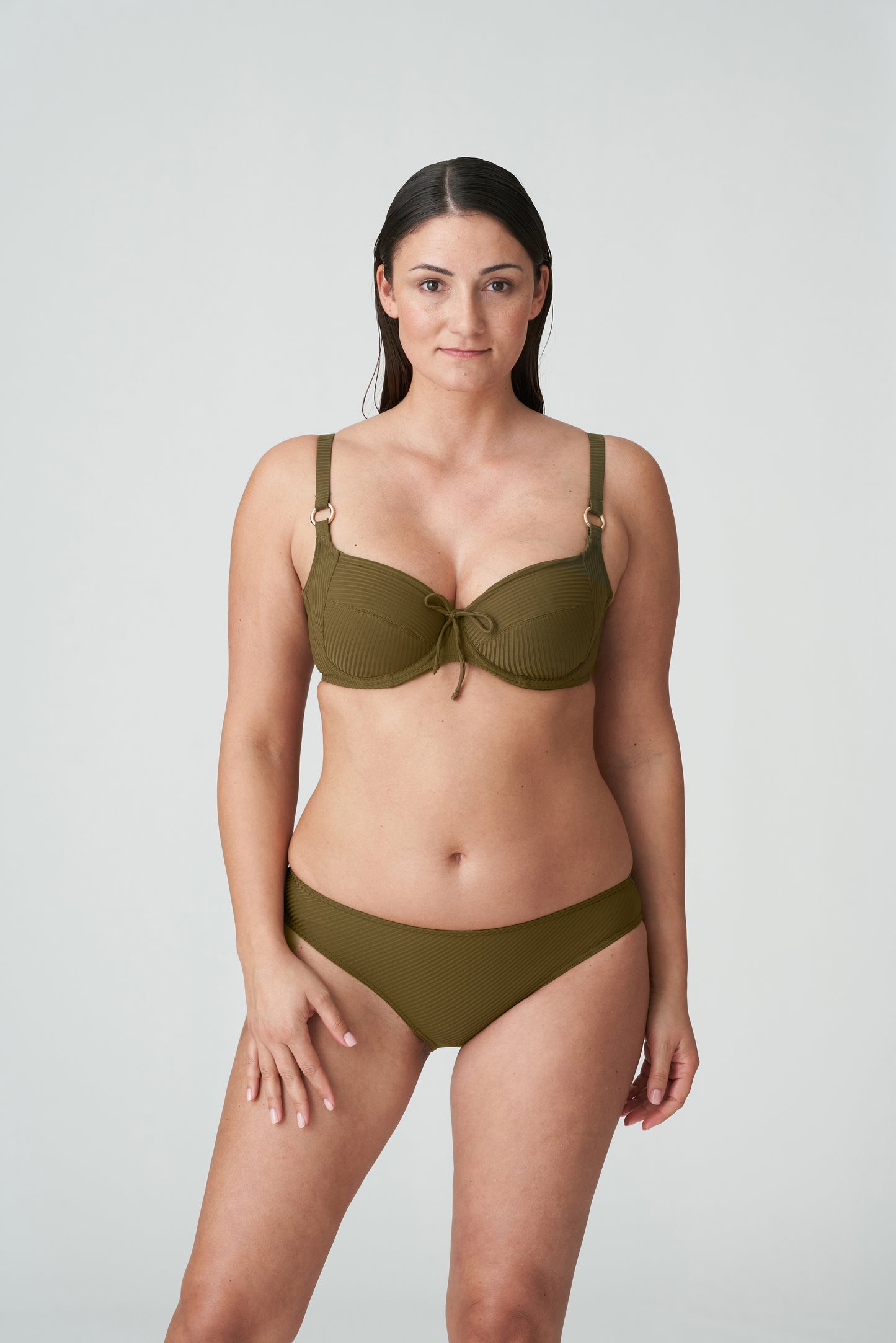 SAHARA Bikini-Top Vollschale (Olive)