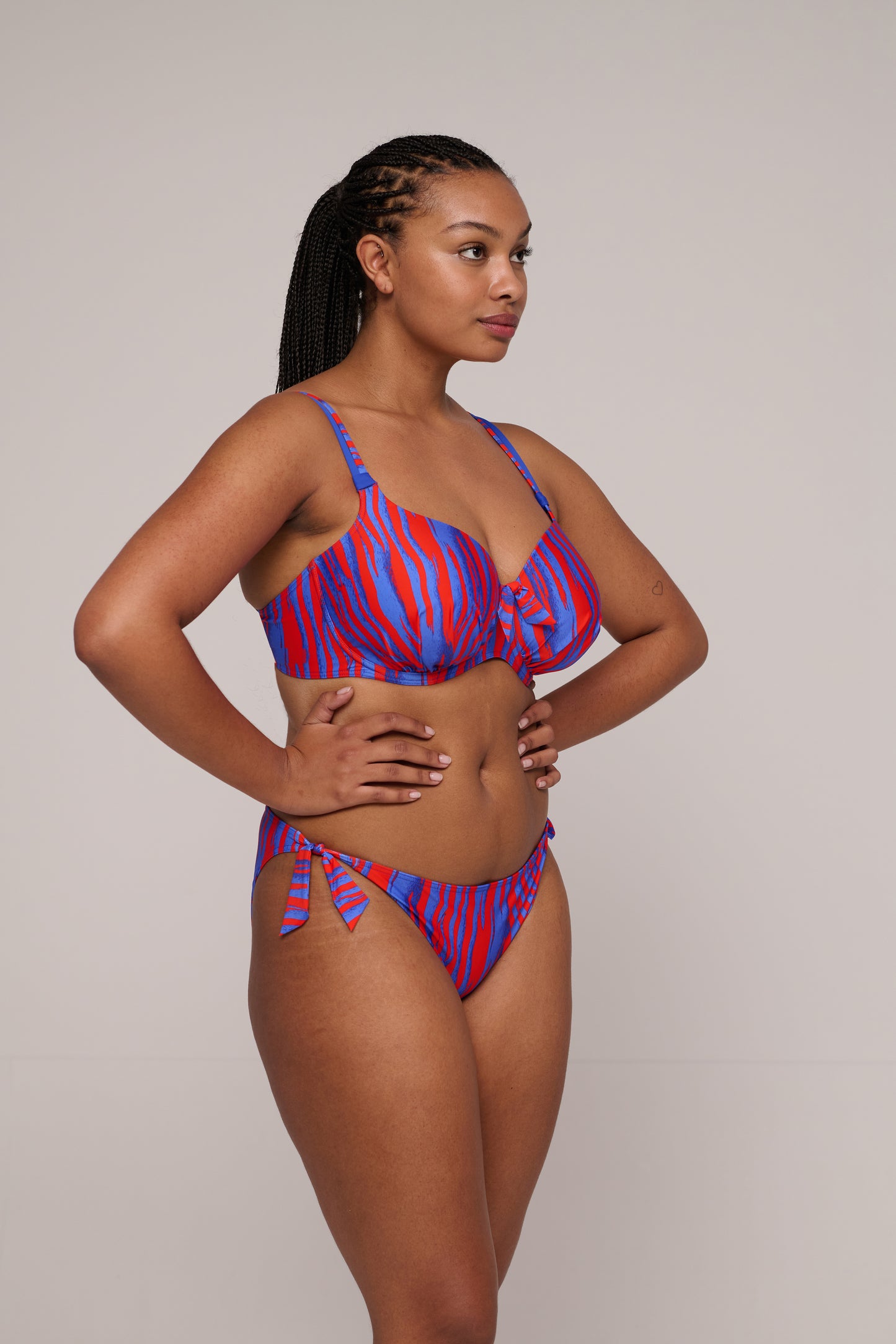 SKUDAI Bikini-Top Herzform (Wild Stripes)