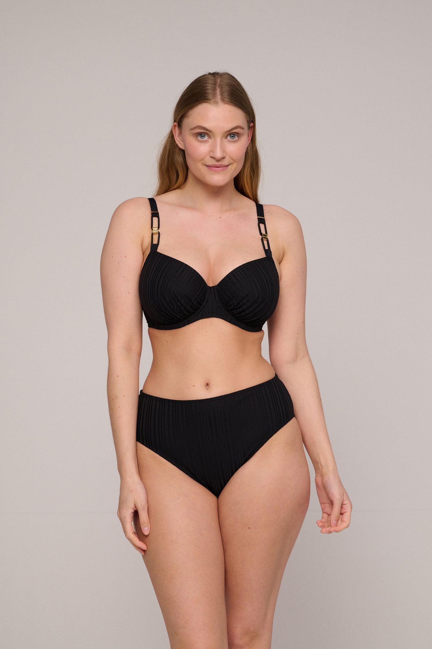 KIRUNA Bikini Taillenslip (Schwarz)