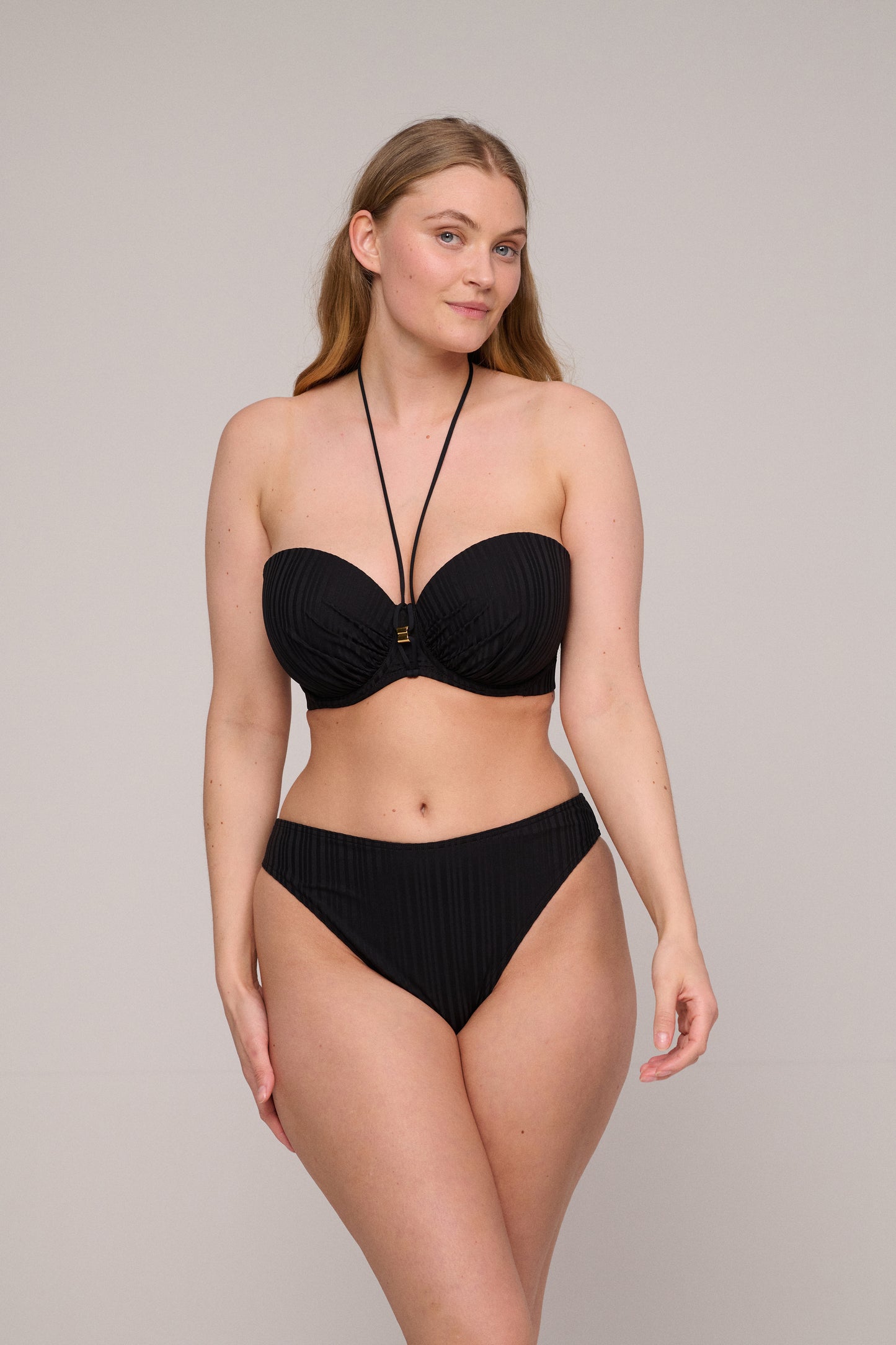 KIRUNA Bikini-Slip Brazilian (Schwarz)